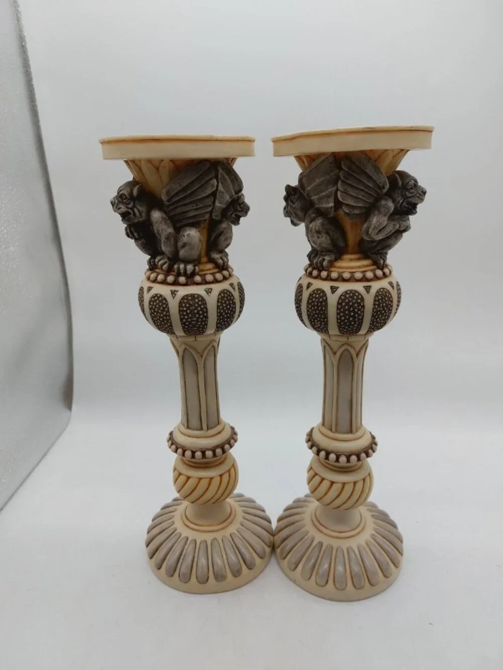 Harmony Kingdom set please